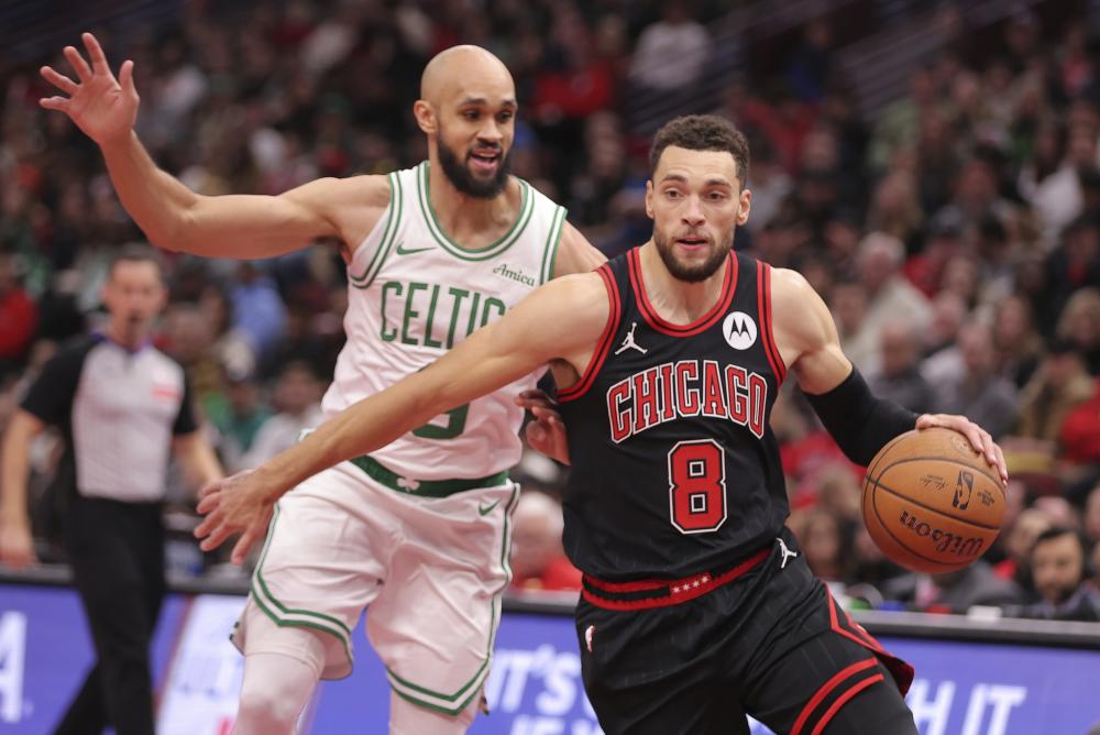 亚洲球员在 亚洲球员在